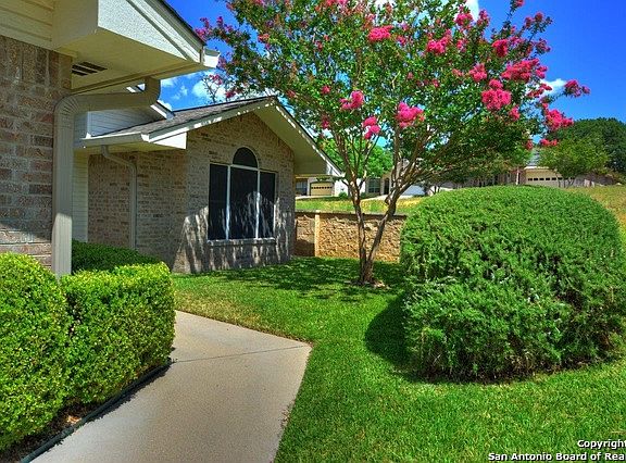 2nd image of 502 Vickers Circle N