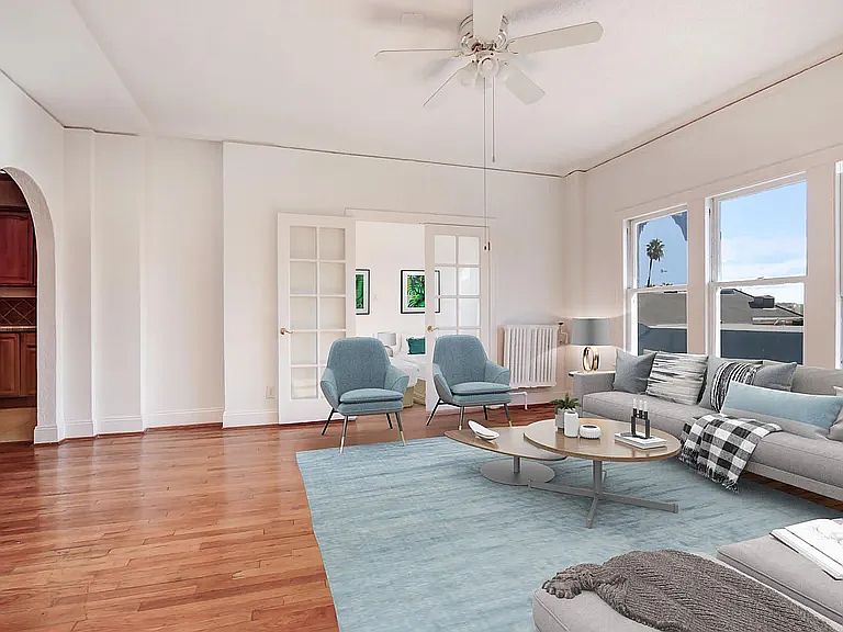 1st image of 630 S Kenmore Ave APT 204