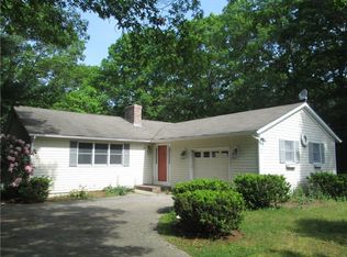 40 Mohawk Trl, Charlestown, RI 02813