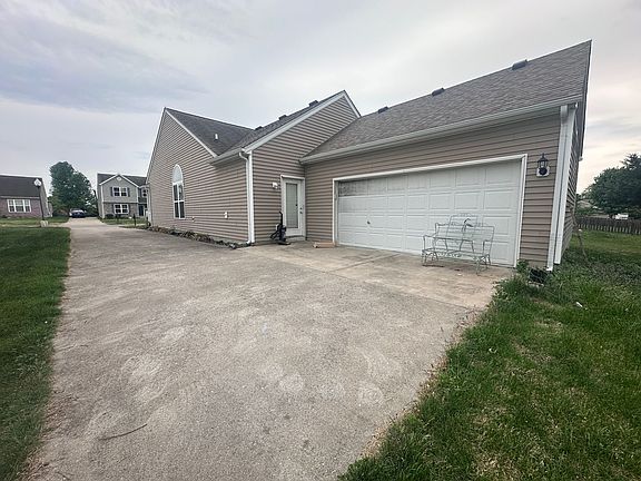 4th image of 5706 Bannon Crossings Dr