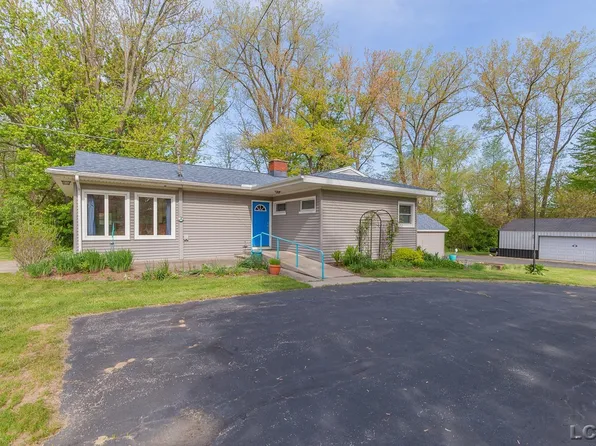 601 N Occidental Rd, Tecumseh, MI 49286