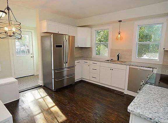 3rd image of 212 Grier St
