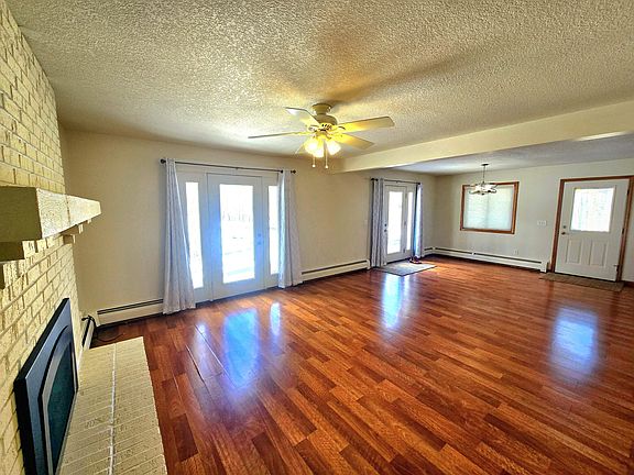 4th image of 6657 Woodcock Ct