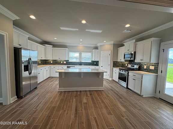 2nd image of 310 Appleby Way