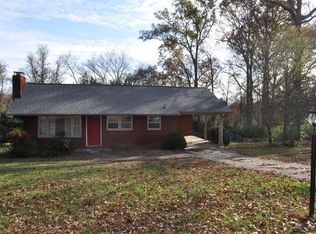 365 Strange Rd, Lenoir City, TN 37772