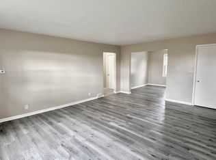 737 & 739 S Firestone Blvd #737, Akron, OH 44301