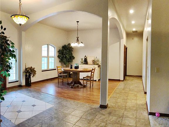 2nd image of 14609 Chapel Dr