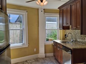 13 Mulberry St