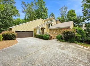 2990 Ascot Ln, Roswell, GA 30076