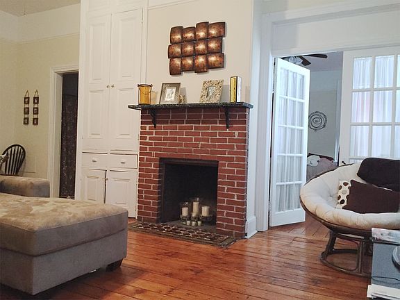 Livingroom Fireplace
