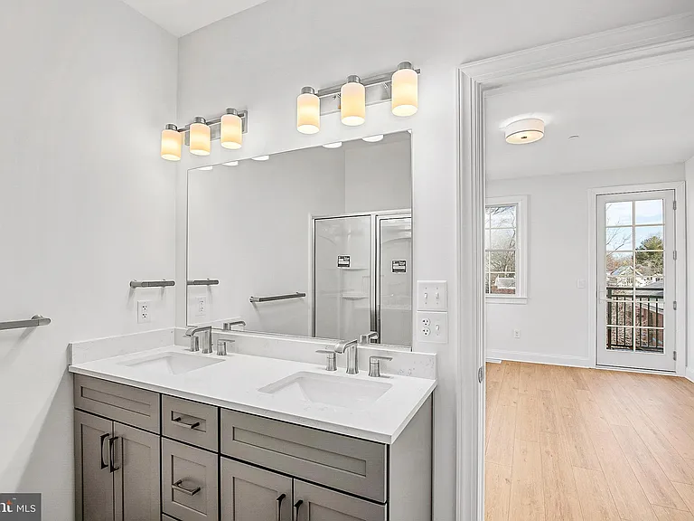 123 S Washington St #202 — Photo 17
