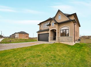 24 Cesar Pl, Hamilton, ON L9G 0G3