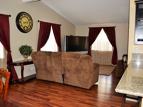 4th image of 7855 Cottonwood Ln Unit 24