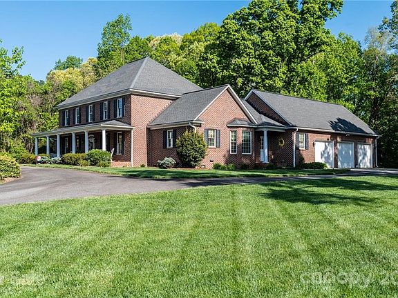 3rd image of 1275 Thurber Ln