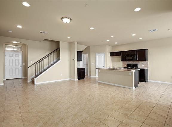 4th image of 2880 Donnell Dr Unit 2102