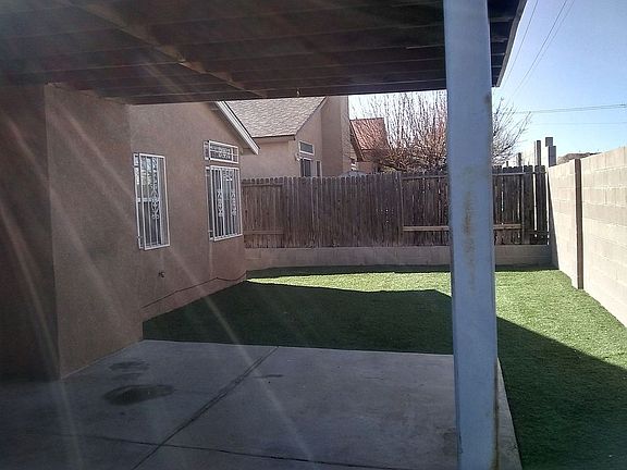 5th image of 10509 Mesa Sunset Ave SW