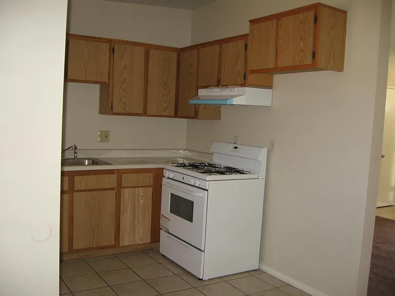 233 La Mirage Ln — Photo 7