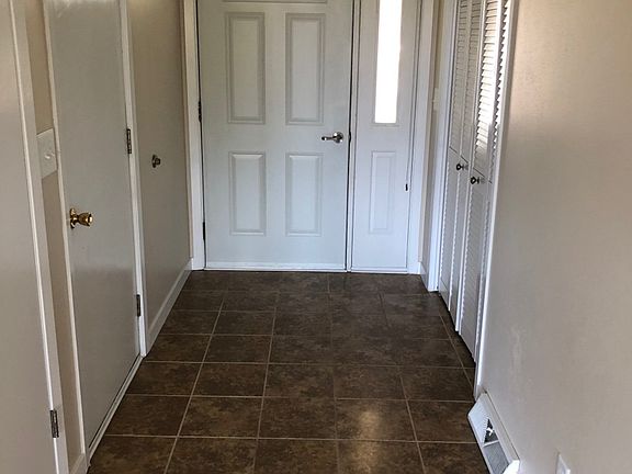 4th image of 1614 Lori Ct