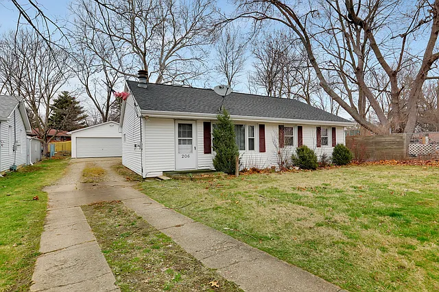 206 E State St photo 1