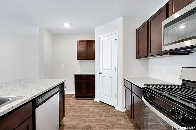 13512 Waxman Spark — Photo 9