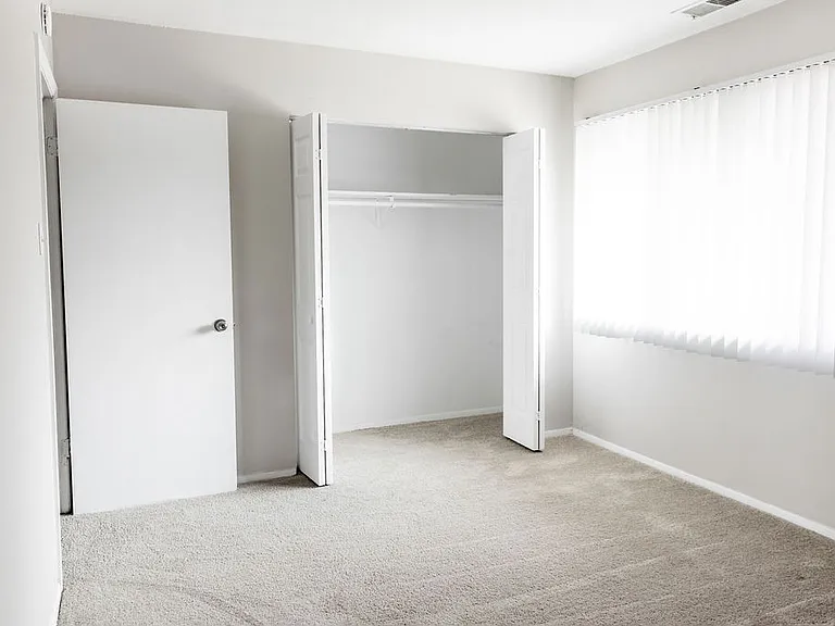 Townway Place Apartments — Photo 32