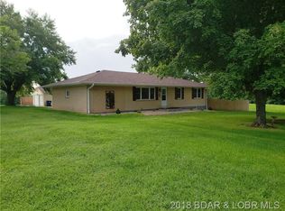 912 N Grand Ave, Eldon, MO 65026