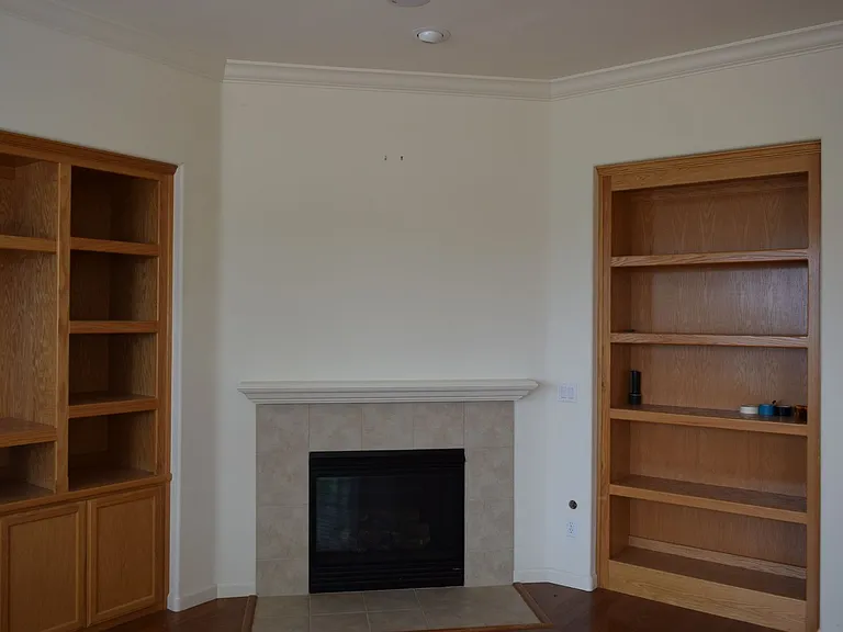 16210 Sheltered Cv E — Photo 16