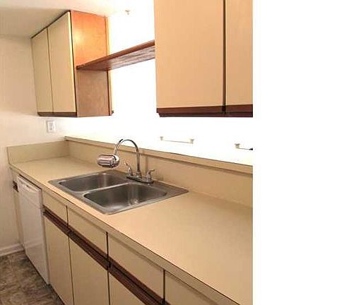 3rd image of 6196 Heddy Ln