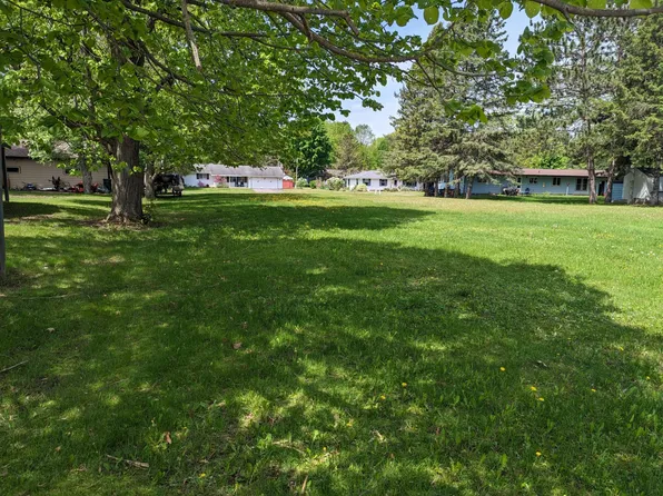 160 Victoria St, Phillips, WI 54555