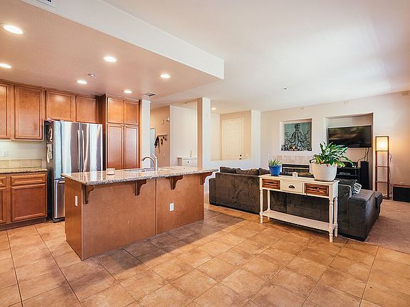5th image of 25414 Eagle Ln #114