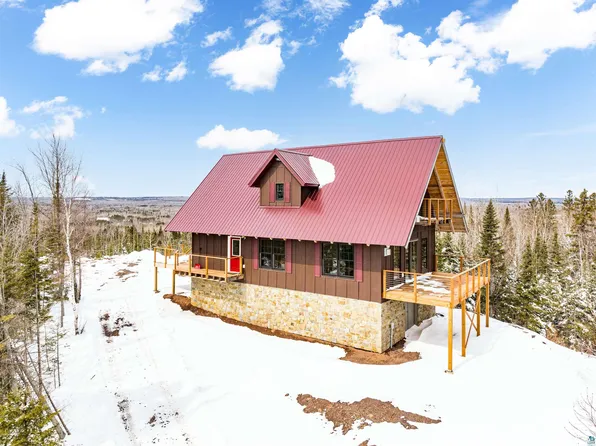 671 Wildridge Dr, Knife River, MN 55609