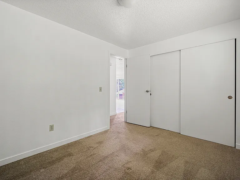 9411 147th St E — Photo 12