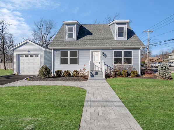 3 Fordham Street, Patchogue, NY 11772