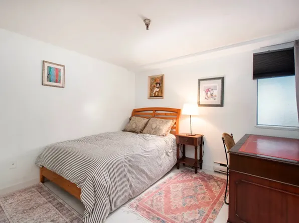 (undisclosed Address), West Vancouver, BC V7T 2W9