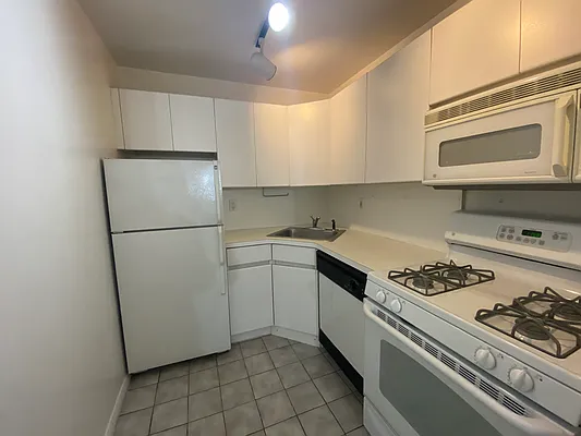 Rented by Compass | media 8