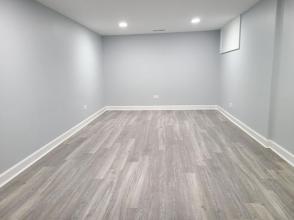 2nd image of 51 S Seymour Ave