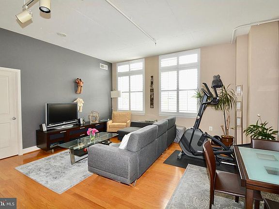 3rd image of 4480 Market Commons Dr Unit 315