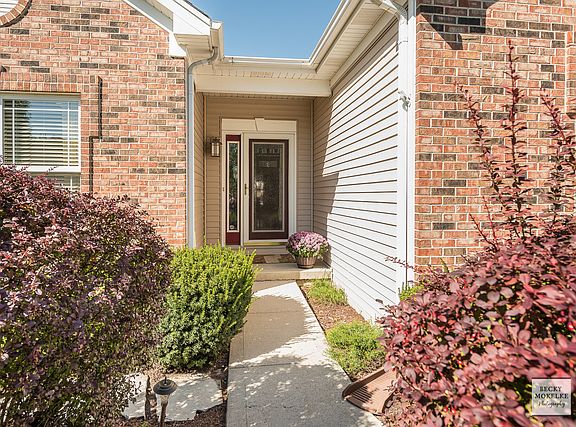 2nd image of 24208 Lavergne St