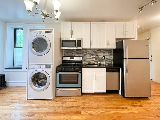 Rented by Citified Realty Group LLC | media 8