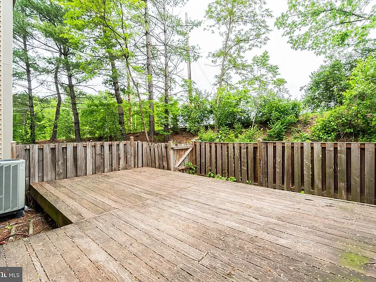 14167 Royal Oak Ln — Photo 31