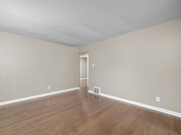 3rd image of 1200 Saint Florence Dr