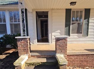 931 Mulberry St, Loudon, TN 37774