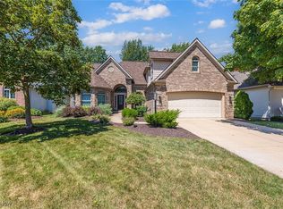 33654 Saint Francis Dr, Avon, OH 44011