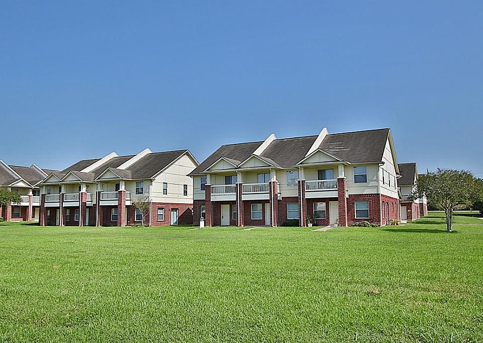 1st image of 1620 Townhome Ln