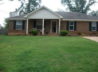 1020 Cedarview Cir, Hephzibah, GA 30815