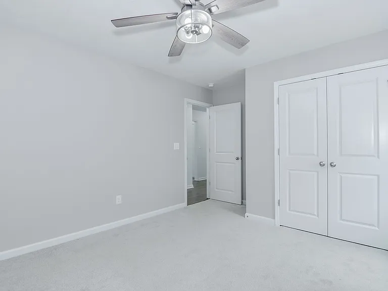 810 Fenwick Ct — Photo 36