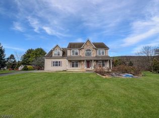 3 Pohat Ct, Franklin Twp., NJ 07882