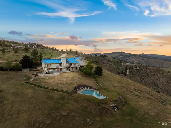 41 Whitehawk Way, Boise, ID 83716