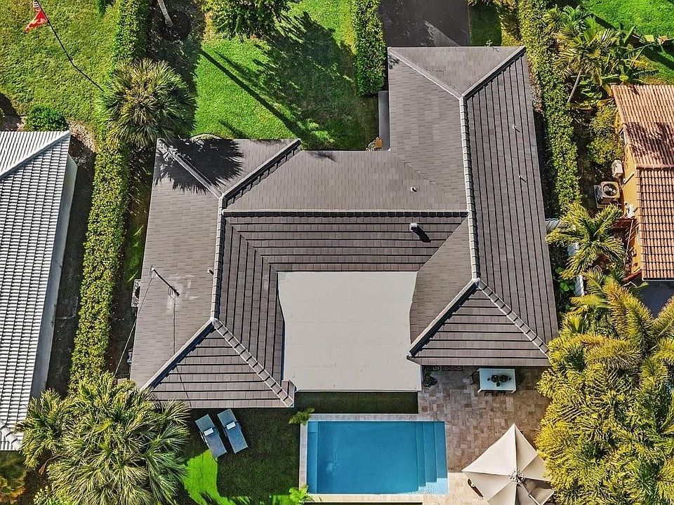 1st image of 3602 NE 19th Avenue
