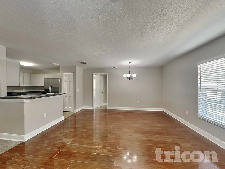 2313 Pleasure Run Dr — Photo 2